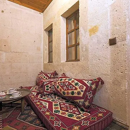 فندق House